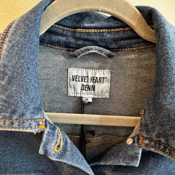 VELVET HEART DENIM JACKET MED - Picture 3 of 5
